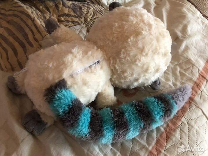 Лемур с бльшими глазами Юху