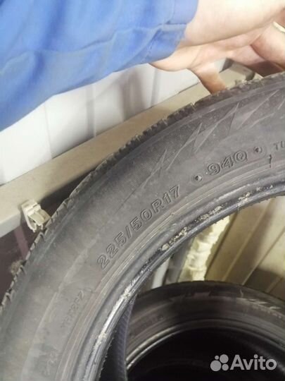 Bridgestone Blizzak VRX2 7/50 R17