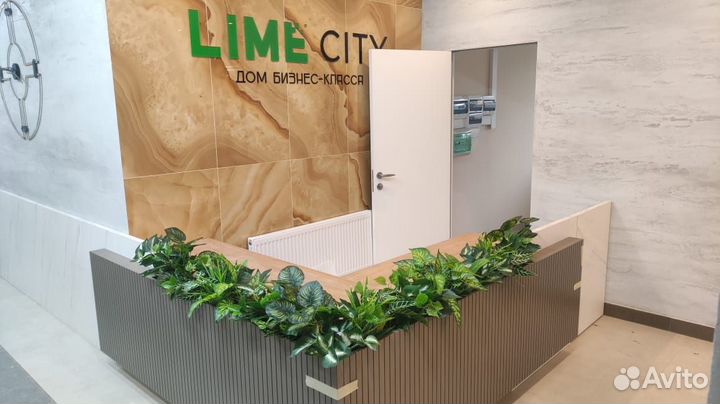 Искусственная трава, зелень и цветы в композициях