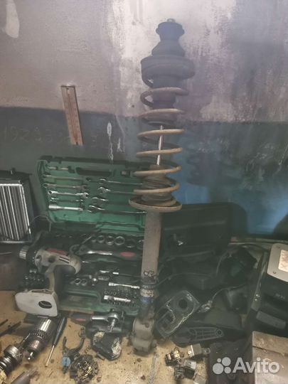 Стойки golf 2 задние