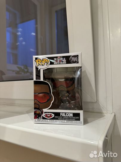 Funko pop marvel Captain America, Falcon