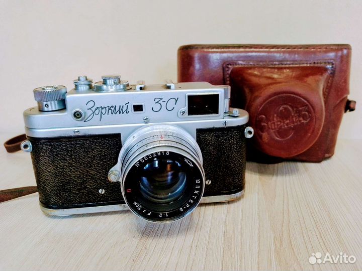 Пленочный фотоаппарат Зоркий 3С