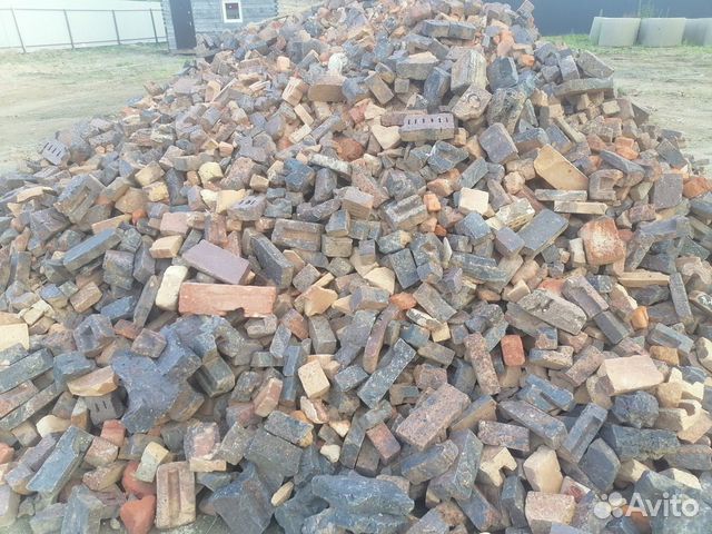 Доставка,Боя кирпича