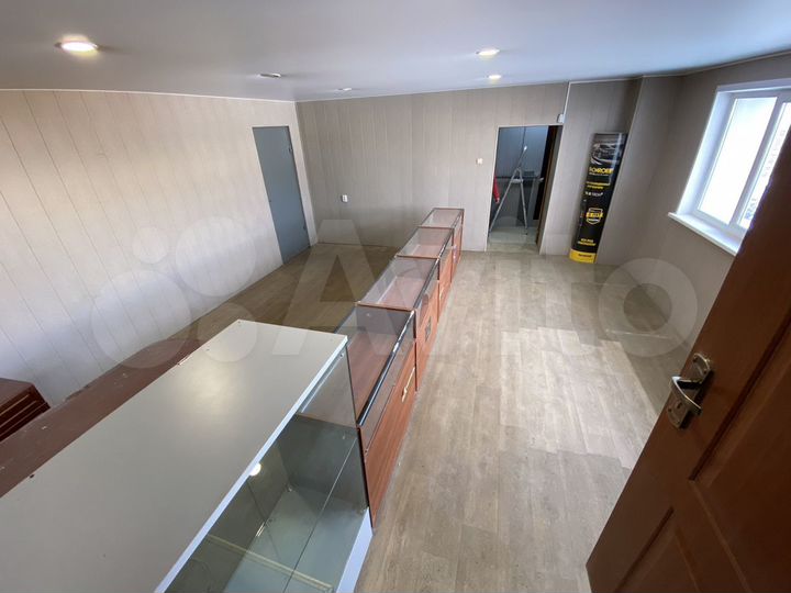 Торговая площадь, 70 м²