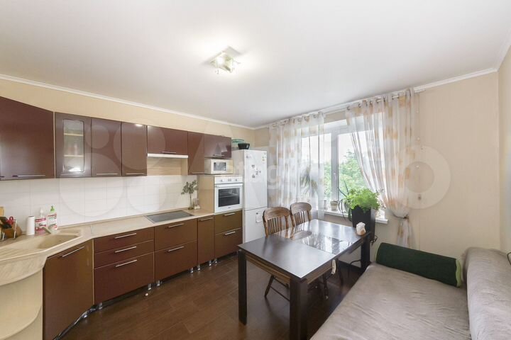 3-к. квартира, 85,8 м², 4/9 эт.