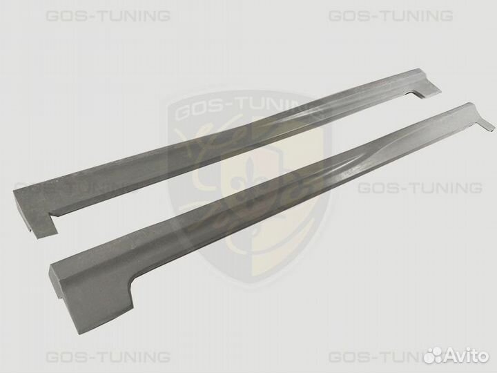 Накладки на пороги Hyundai Grand Starex H-1