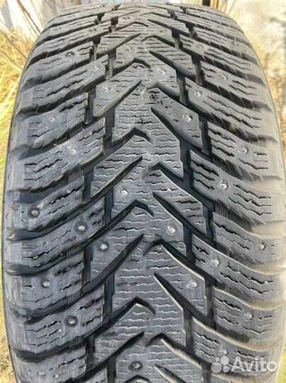 Nokian Tyres Hakkapeliitta 8 SUV 235/60 R18 и 255/55 R18