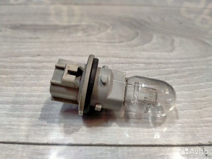Патрон лампы Toyota Mark Ii JZX100 1jzge 1998.11