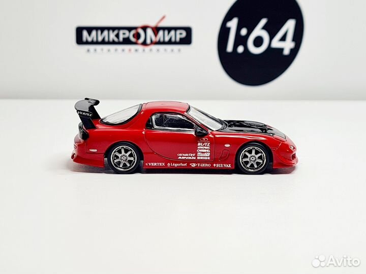 Модель Tarmac 1/64 Mazda RX-7 Красный