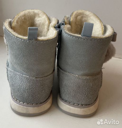 Зимние сапожки для малыша