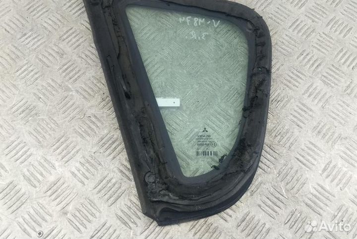 Стекло заднее правое глухое/форточка Mitsubishi Co