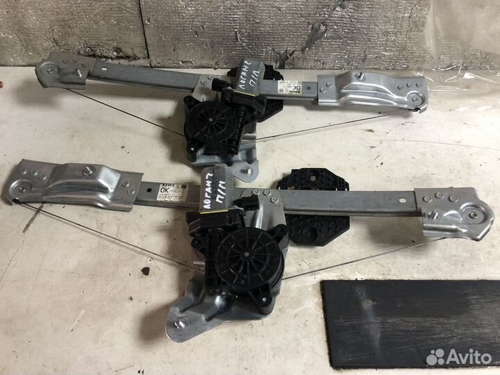 Передний стеклоподъемник Renault Logan 2