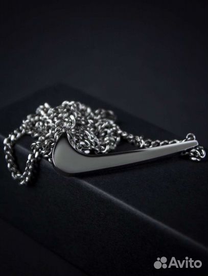 Подвеска nike