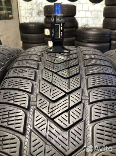 Pirelli Scorpion Winter 255/55 R20