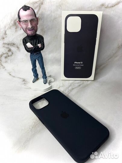 Чехол силиконовый Magsafe iPhone 13 чёрный