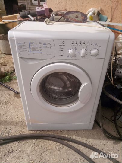 Стиральная машина indesit 5кг