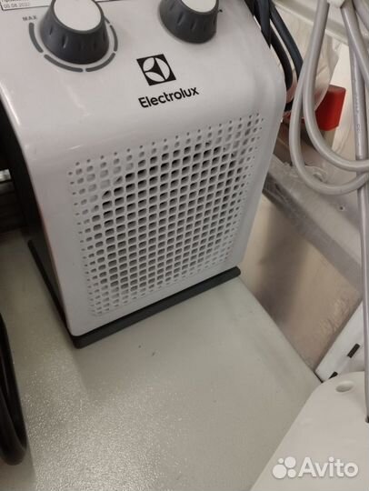 Тепловентилятор керамический electrolux EFH/S-1115