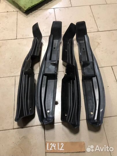 Молдинг крыла передний Volvo S90 2020