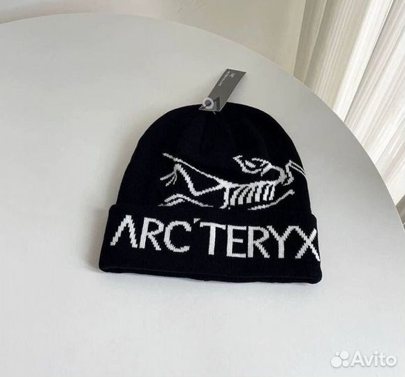 Шапка Arcteryx New