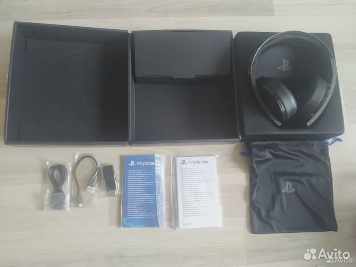 Б у Игровая гарнитура Сони Платинум 7.1 для PS4