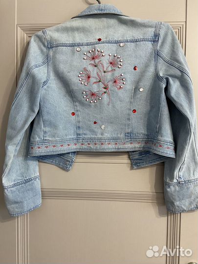 Джинсовая куртка
