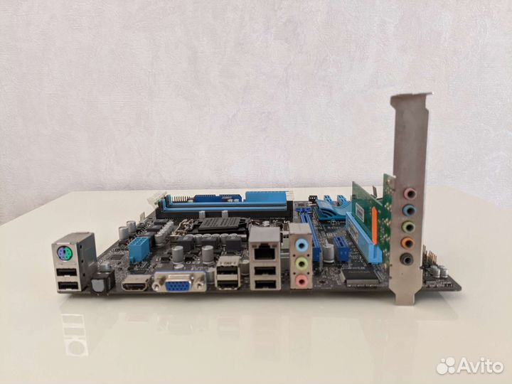 Материнская плата Asus 1155 со звуковой картой