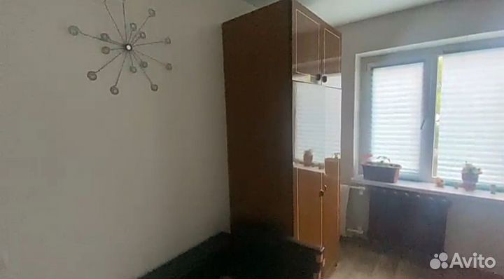 Сдам комнату в трехкомнатной квартире