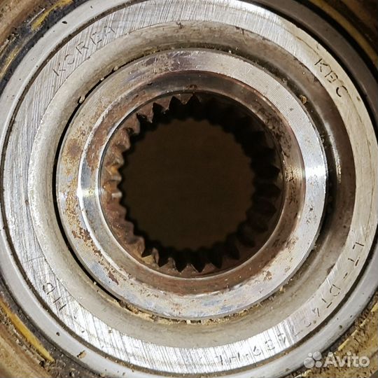 Кулак задний левый Kia Sportage 2 Hyundai Tucson 1