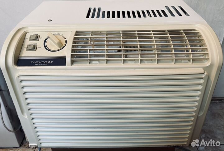 Оконный кондиционер б/у