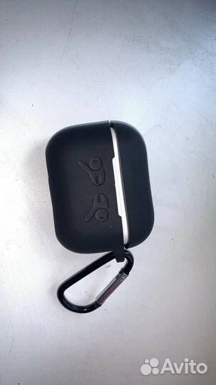 Чехол soft touch c карабином для Apple Airpods Pro