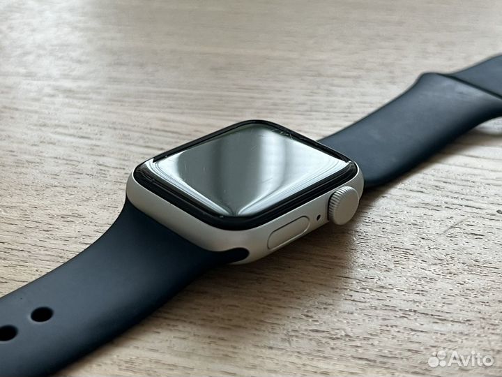 Apple Watch SE 40mm Оригинал