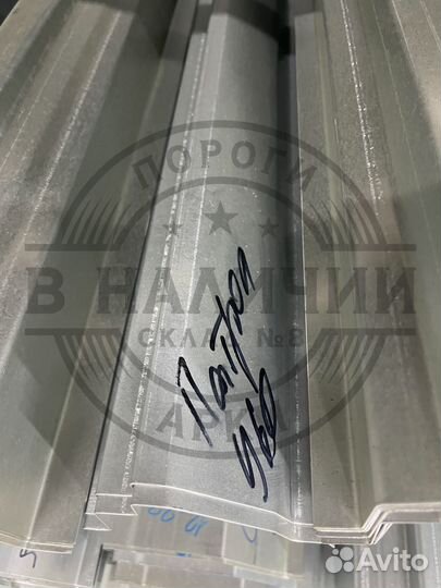 Ремонтный порог правый Nissan Patrol Y60