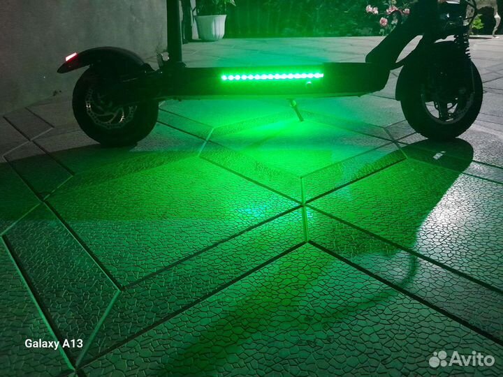 Электро самокат GTM 4 PRO требуется ремонт