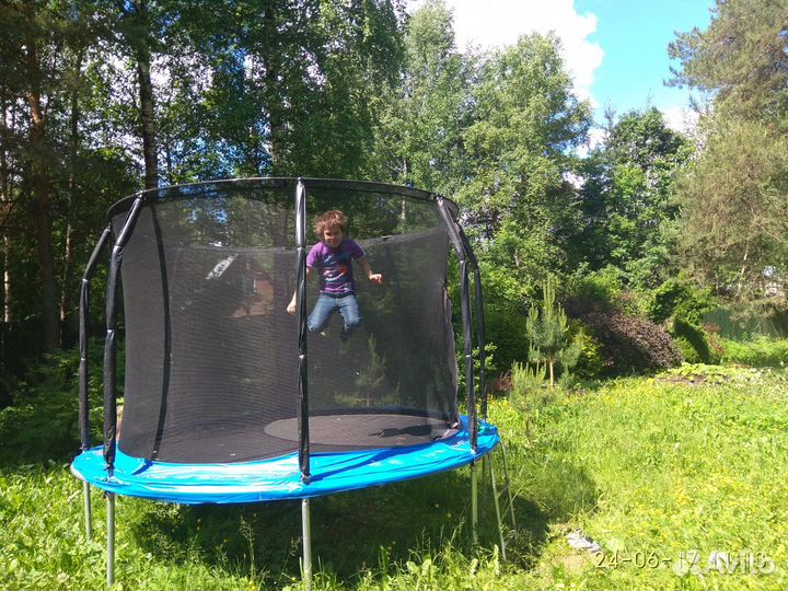 Няня у себя на даче 24/7