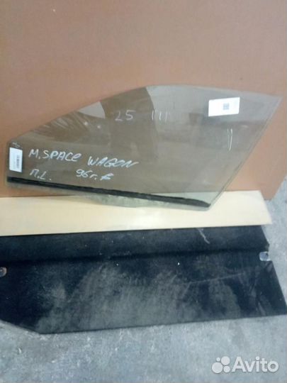 Стекло двери передней левой Mitsubishi Space Wagon