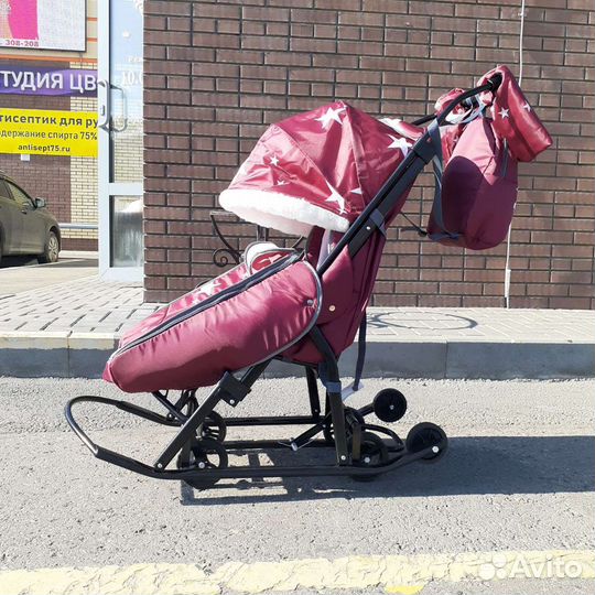 Санки Pikate звезды бордо