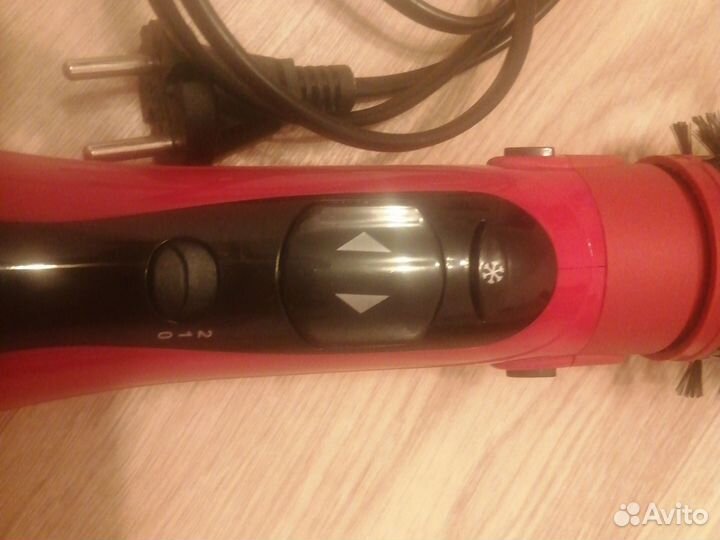 Фен щетка крутящаяся