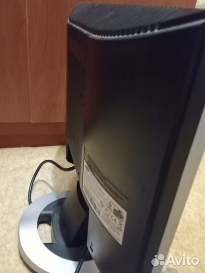 Монитор Samsung