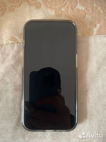 Телефон iPhone 14 pro