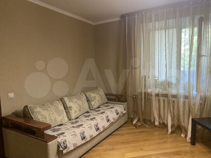 3-к. квартира, 60 м², 2/5 эт.