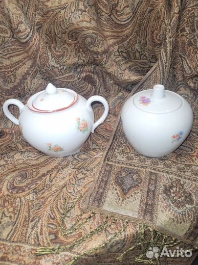 Чайник заварочный, сахарница, чайница