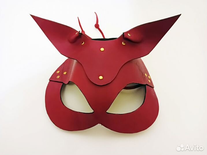 Маска из натуральной кожи + брелок сердечко