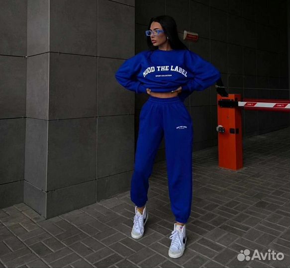 Костюм спортивный женский