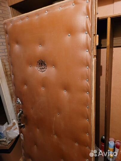 Дверь входная бу