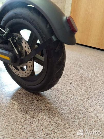Электрический самокат xiaomi m365