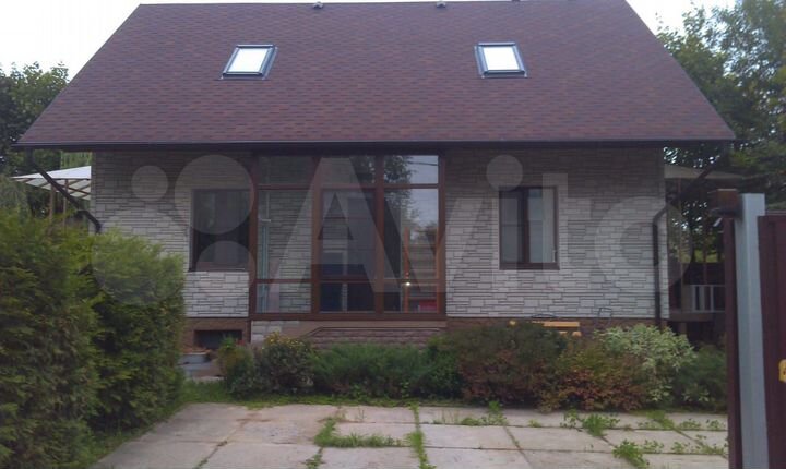 Дом 180 м² на участке 4,7 сот.