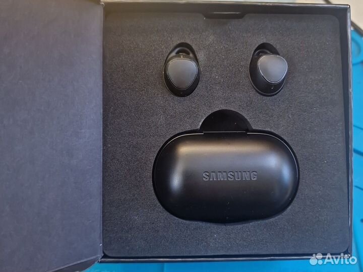 Samsung gear iconx 2018