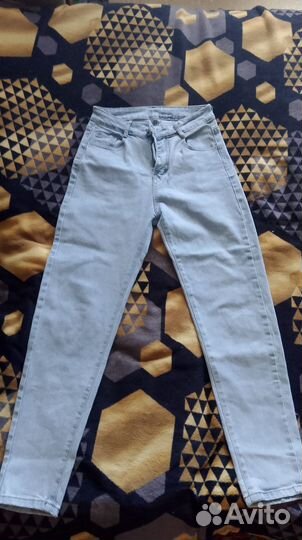 Джинсы
