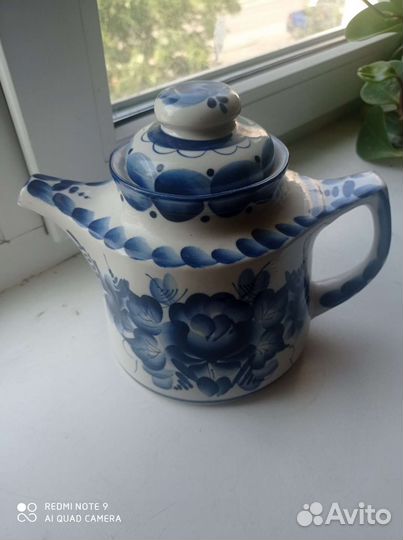 Чайник заварочный и сахарница СССР гжель