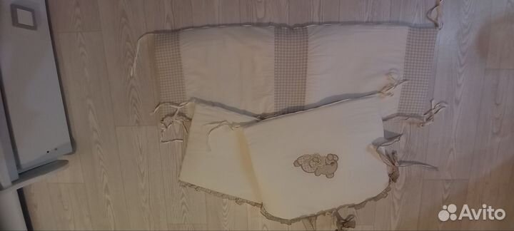 Бортики на кроватку